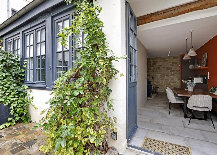 Pick A Flat\'S Apartment Near Place De La Bastille - Rue Du Faubourg Saint Antoine